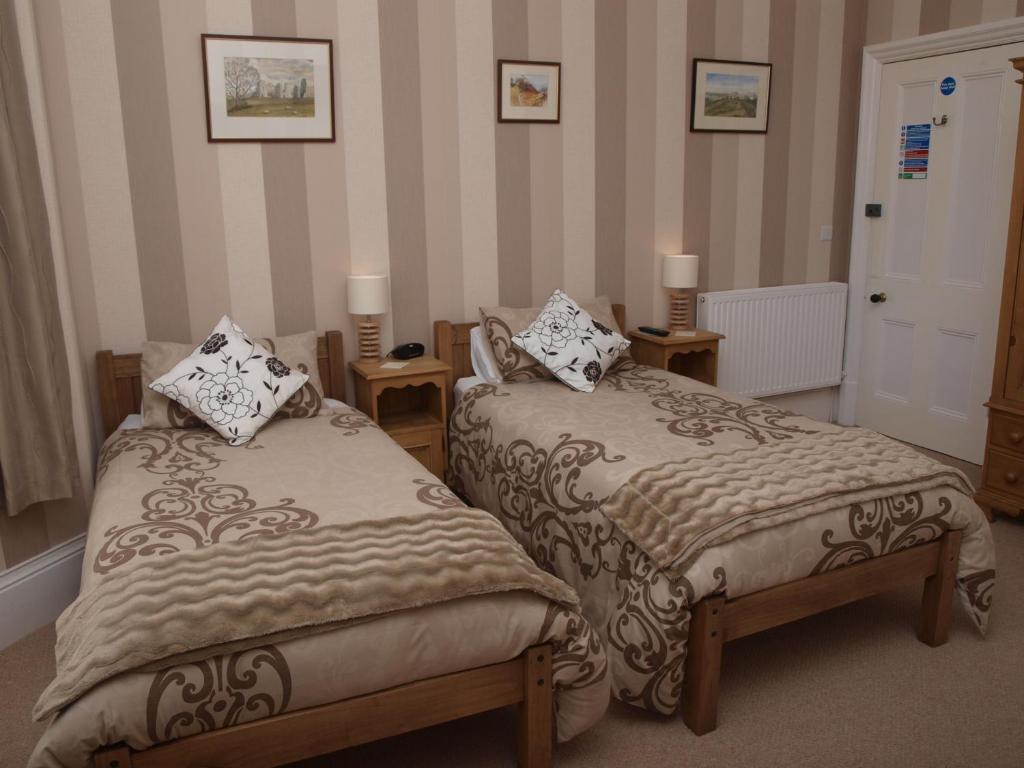 Ty-Parc Cardigan Room photo